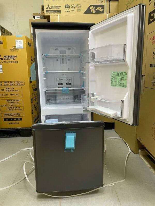 tủ lạnh Mitsubishi MR-P15J-W